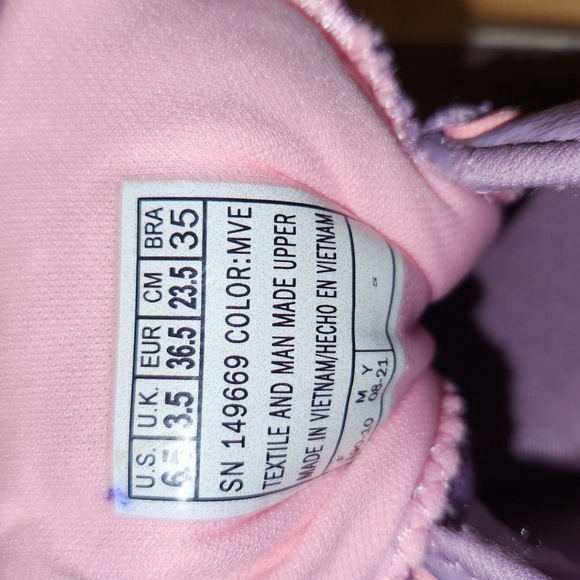 Skechers 6.5 sneakers...worn twice - Picture 7 of 8